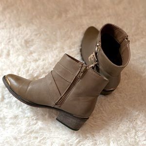 Women’s Booties